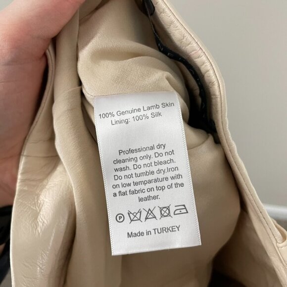 Zeynep Arcay Cropped Leather Taper Pants in Cream Size 2 - Picture 4 of 8